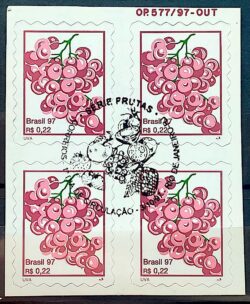 Selo Regular RHM 742 B3 Fruta Uva Perce em Linha 1997 Quadra CBC RJ 1