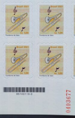 Selo Regular RHM 812 Instrumento Musical Trombone de Vara 2001 Codigo de Barras