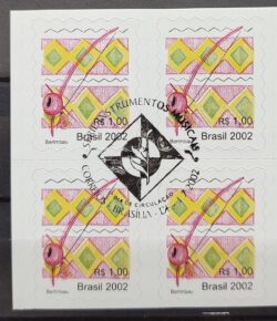 Selo Regular RHM 821 Instrumento Musical Perce em Ondas Berimbau 2002 Quadra CBC DF