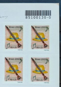 Selo Regular RHM 823 Instrumento Musical Perce em Ondas Clarineta 2002 Quadra Codigo de Barras