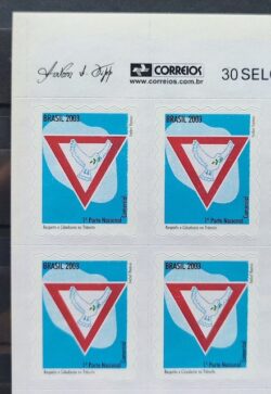 Selo Regular RHM 826 Respeito e Cidadania no Transito Pomba Paz 2003 Quadra Vinheta Correios