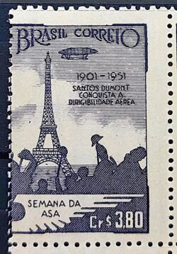 C 271 Selo Semana da Asa Santos Dumont Torre Eiffel Aviao Franca 1951 Variedade Impressao Deslocada para Esquerda 2