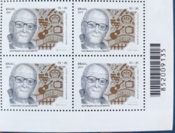 C 3157 Selo Mercosul Atores Nacionais 100 Anos Mario Lago 2011 Quadra Codigo de Barras