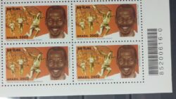 C 2481 Selo Adhemar Ferreira da Silva Bicampeao Olimpico Salto Triplo Atletismo 2002 Quadra Codigo de Barras