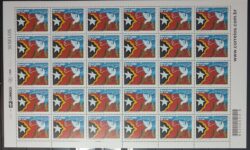 C 2512 Selo Independência Timor Leste Bandeira Mao Estrela Pomba 2003 Folha