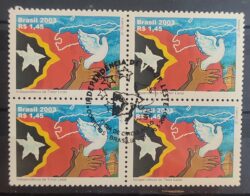C 2512 Selo Independencia Timor Leste Bandeira Mao Estrela Pomba 2003 Quadra CBC DF