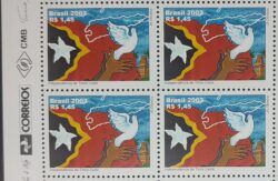 C 2512 Selo Independência Timor Leste Bandeira Mao Estrela Pomba 2003 Quadra Vinheta Correios