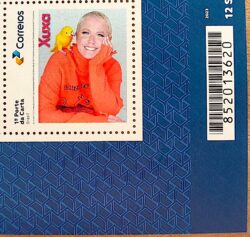 SI 126 Selo Institucional Xuxa Musica Papagaio Aves Mulher 2026 Codigo de Barras