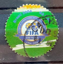 C 2567 Selo Copa do Mundo de Futebol FIFA 2004 Circulado 3