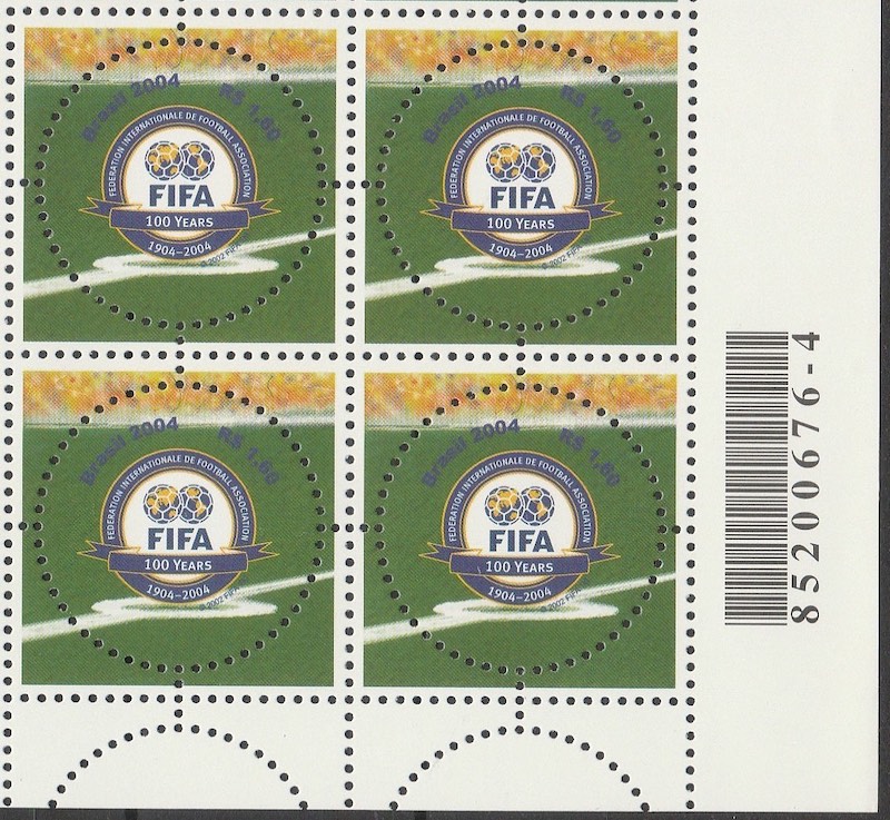 C 2567 Selo Centenario da FIFA Futebol 2004 Quadra Codigo de Barras